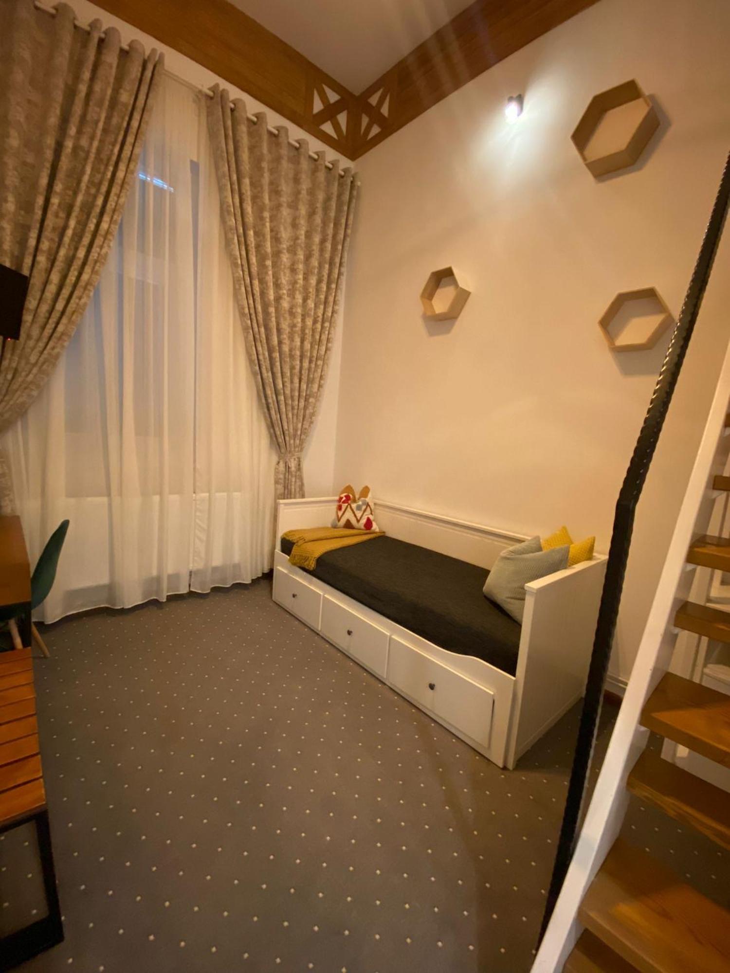 Buchenland Hotel 큼홀룸그몰도베네스크 외부 사진